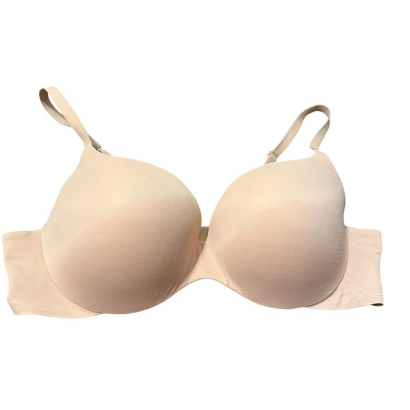 Victoria's Secret Cream Bra - Picture 1 of 7